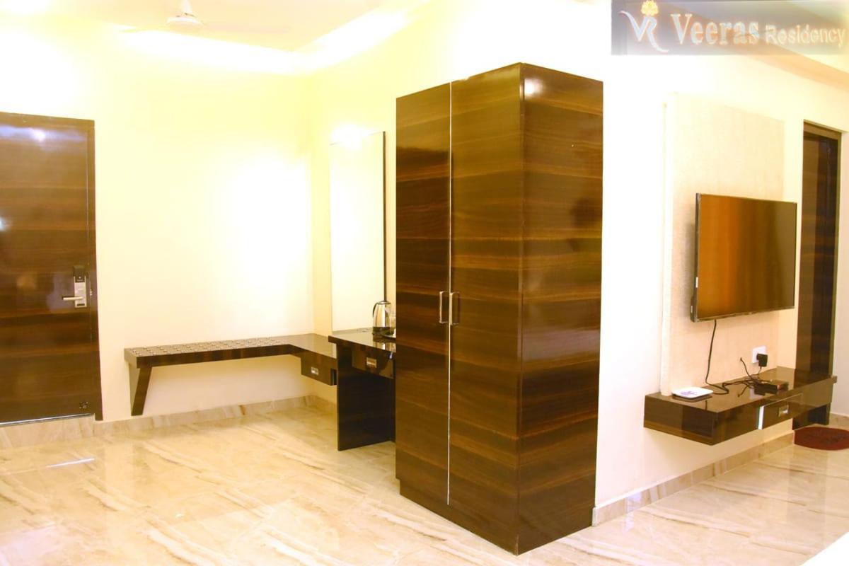 Hotel Veeras Residency Pondicherry Exterior foto